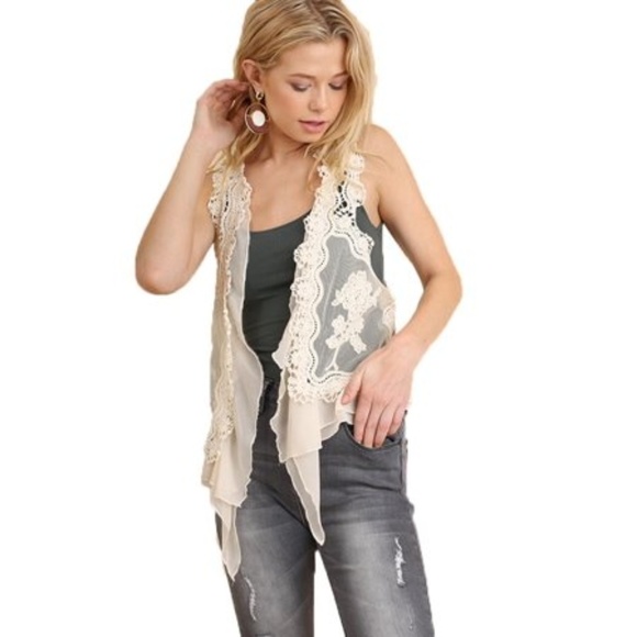 Umgee Jackets & Blazers - [Umgee] Ivory Boho Lace Ruffle Vest Festival